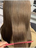 王道ベージュで艶感たっぷりhair【タビラマユミ】