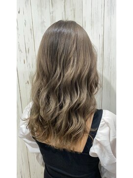 アンダーバーホワイト 京橋店(_WHITE) ミルクティーベージュカラー