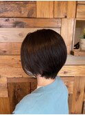 ショートボブ