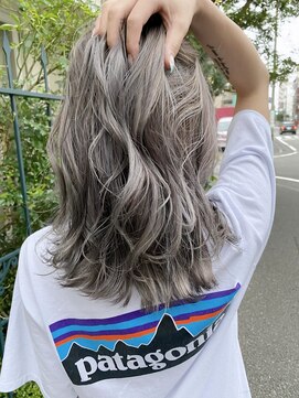 プルメリアドット(Plumeria.) White × ASH