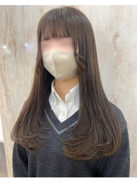 ラビス(Lovis) ハッシュカット/フルバング/似合わせカット/レッドブラウン