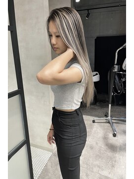 アコ(Aco) ★プラチナシルバーベージュ系のエアタッチバレイヤージュ★