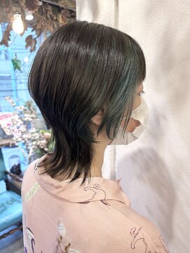 ボルタノット(volta∞knot) ウルフボブ×イヤリングカラーターコイズブルー