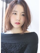 ピオラ(piola) 大人の抜け感スタイル♪やわらか外ハネミディアム