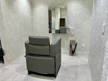 バルダーナヘアー(Bardana.Hair)の雰囲気（半個室タイプのお席になり、上質な空間でお過ごしいただけます◎）