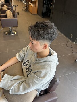 ペルソナ(PERSONA) 『フェザーパーマ』