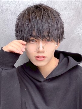 ナチュラル 渋谷(NATURAL) フェザーパーマ/スパイキーショート/サーフカール[メンズ/渋谷]