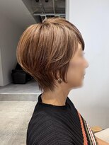 アルトル 池袋2nd(altru)&nbsp;◇大人40代50代60代ショートボブ丸みショート白髪ぼかし