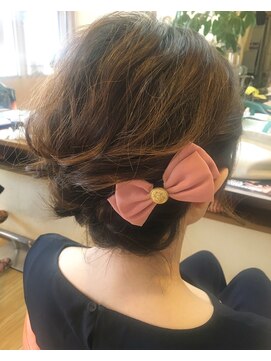 キキ 美容室(KIKI) ショートアレンジ★
