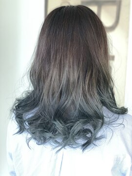 ヘアーメイク Y-21 久地店(HAIR MAKE Y-21) グレーグラデーションカラー