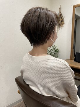 サク(Sac.) 絶壁解消☆可愛いショートボブ×柔らかベージュ　Sac.栃木優佑