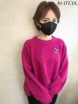 オータス(OTAS.) #ハンサムショート#センターパート#オトナ女子#ラテベージュ