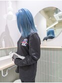 ペールブルー