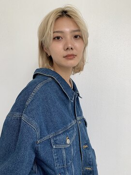 レオニード 表参道(LEONID) ブロンド　ボブウルフ