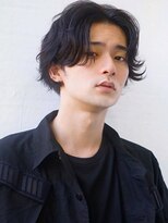 ディッセンバー 渋谷(December)&nbsp;メンズ/センターパート/ニュアンスパーマ/黒髪