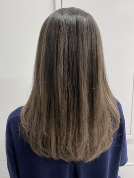 シエスタ バイ アンブルリュクス(siesta by amble luxe) バレイヤージュ