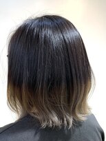 アズール 草加(azule) グラデーションカラー グレージュ 外ハネボブ