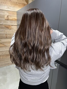 ベイショア(Bay Shore NY) ハイライトカラーシルキーベージュミルクティーカラー