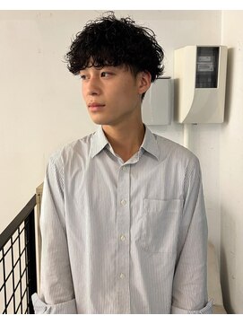 クオン 今泉(quon) 【MASAKI】波巻きパーマ