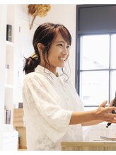 【MARI】落ち着きと笑顔接客のママアシスタント