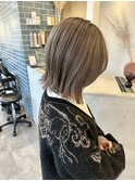 ペールミルキーベージュ