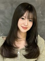 ウィリートーキョー 渋谷(WELLY TOKYO) オリーブグレージュ ハイレイヤーカット 韓国ヘア 渋谷