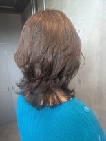 コティ(Kotii)&nbsp;【大人女性】クセを生かしたレイヤースタイル