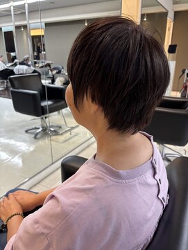 シャンプーボーイエイムス(SHAMPOO BOY aims) 大人ベリーショート