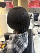 シャンプーボーイエイムス(SHAMPOO BOY aims) 個性的レイヤーボブ