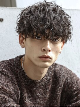 ブラン 池袋(BLANC) 波巻きスパイラルパーマ