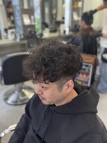 グルーマーズトウキョウ(GROOMER/S TOKYO)&nbsp;スペインカール/フェードカット/メンズパーマ/メンズカット