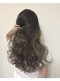 ハイライトで作るトレンドカラー「ヌーディーグレー」