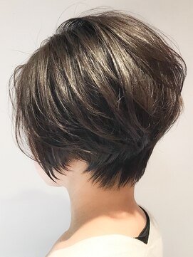 ビアンコ(BlANCO) 【BLANCO】スタイリングが楽ちんな大人美人ショート(AKANE)