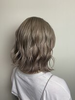ヘアサロンエムフィス 池袋東口(HAIR SALON M Fe's) スモークミルクティー