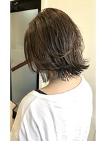 ペネロープ(Penelope)&nbsp;［新宿］外はねレイヤーボブ　担当　夕島