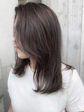 リバレッジ 広尾(Leverage) ナチュラルハイライト【恵比寿/広尾】担当:柴崎麻緒