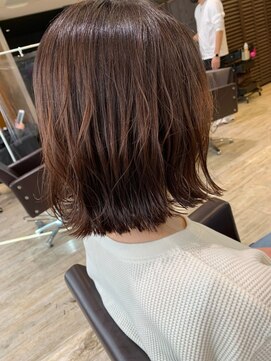 トレ(tre.) 甲子園口/髪質改善/白髪染め/ショート/酸性ストレート/美容室