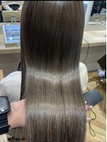 ジーナ 本八幡(Zina)&nbsp;大人かわいい20代30代40代小顔ショコラベージュ　Zina本八幡