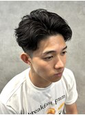 かき上げショートスタイルセンターパートスタイル
