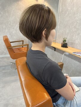 フェイト(Fate) 丸みショート