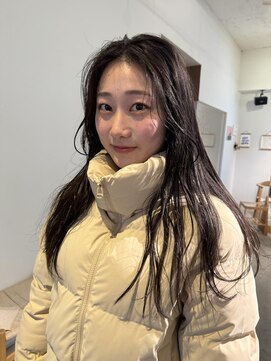 ツナグ(tsunagu) 透け感グレージュ