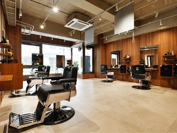 オスマン 御茶ノ水神保町店(Osmann)の写真/「トレンド×似合わせ」が得意なHEADLIGHTグループのメンズサロン店がNEW OPEN！[御茶ノ水/神保町/メンズ]