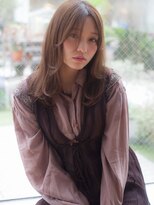 ヴィヴィ(VIVIE)&nbsp;小顔顔まわりハッシュカットレイヤーベージュブラウングレージュ