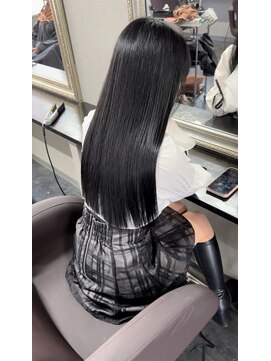 セレーネヘアー オオサカ 心斎橋店(Selene hair OSAKA) レイヤーカット/透明感抜群ブルーブラック韓国カラー／心斎橋