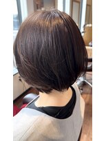 エスト(est.)&nbsp;軽やかショート×ナチュラルベージュ　20代30代40代50代