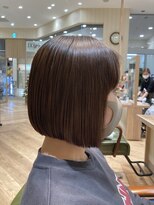 カシータ ヘア リゾート イオンモール熱田店(Casita hair resort)&nbsp;ミニボブ×切りっぱなし×耳掛け×ストレートアイロン