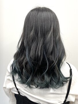 アライブ キチジョウジ(ALIVE Kichijoji) ネイビーバレイヤージュカラー/インナーカラー