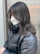 アイティーバイアルバム 下北沢店(IT by ALBUM)&nbsp;グレージュミディ_外ハネボブセクションカラー_ba375272