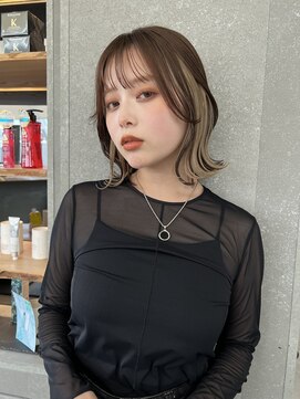 ロンド 表参道店(Lond) インナーカラー/イヤリングカラー/ミルクティーベージュ/ボブ