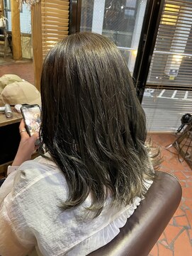 ロッソバイアルター 鎌取(ROSSO by aL-ter) 【マチルダボブ/インナーグレージュ/前髪カタログ】千葉香奈